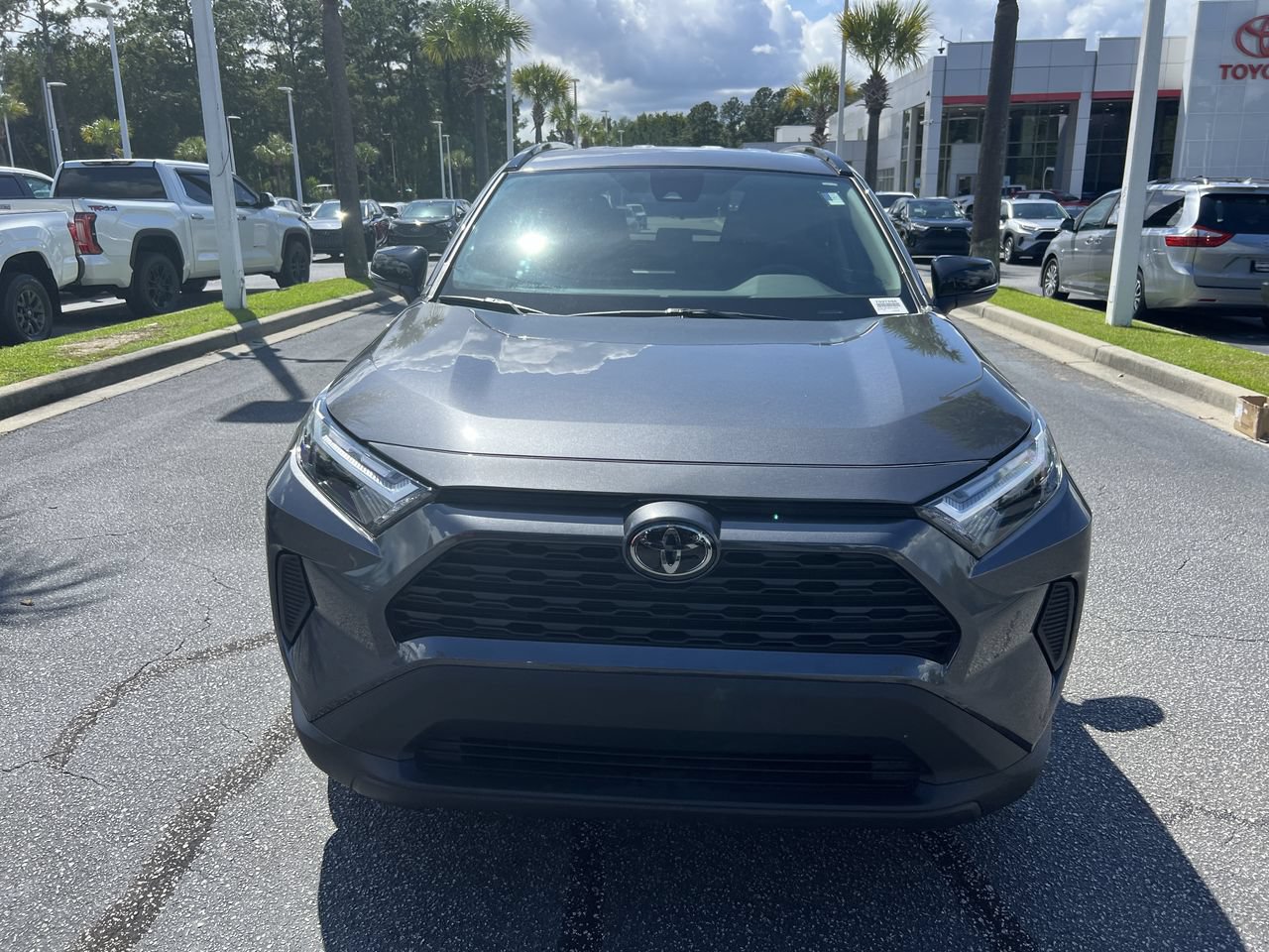 Used 2025 Toyota RAV4 XLE FWD image 3