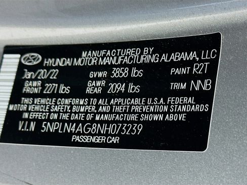 Certified 2022 Hyundai Elantra SEL w/ Convenience + Premium Package image 31