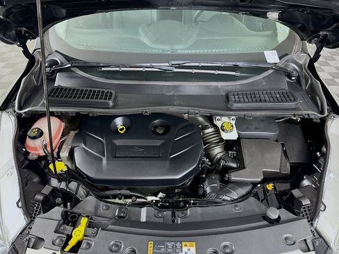 Used 2017 Ford Escape SE FWD image 30
