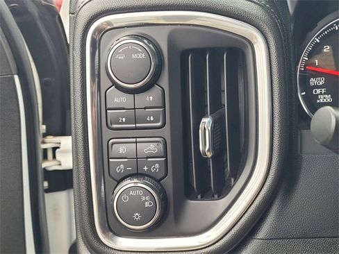 Used 2020 Chevrolet Silverado 1500 LT Trail Boss w/ Convenience Package image 23