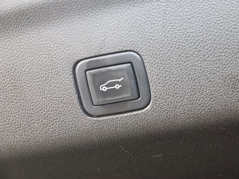 Used 2021 Chevrolet Tahoe High Country image 49