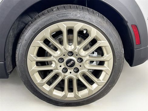 Certified 2025 MINI Cooper S image 30