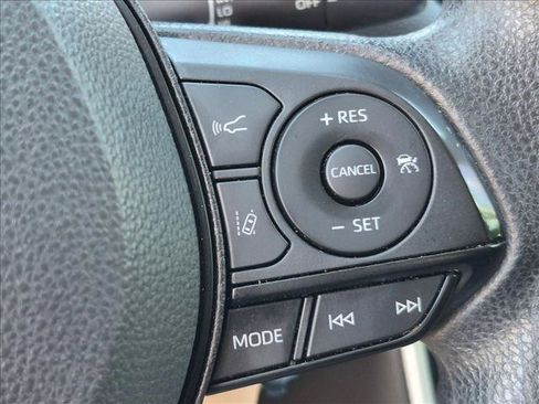 Used 2024 Toyota RAV4 LE FWD image 15