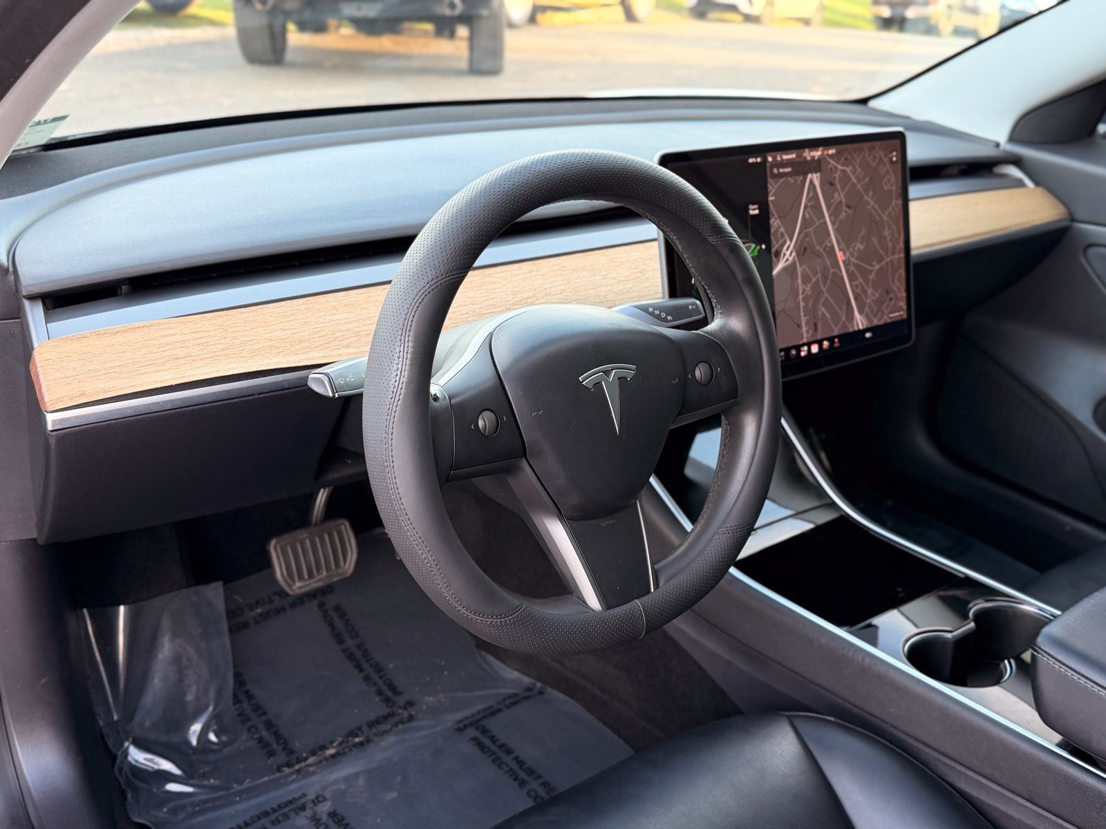 Used 2020 Tesla Model 3 Standard Range Plus RWD image 18
