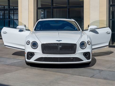 Used 2024 Bentley Continental GT Speed image 25