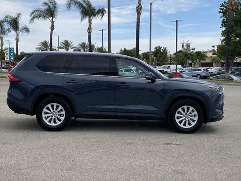 Certified 2024 Toyota Grand Highlander FWD image 44