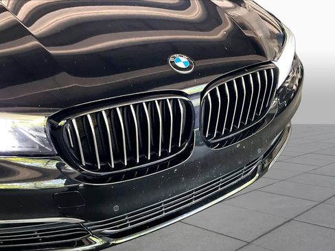 Used 2018 BMW 740i RWD image 29