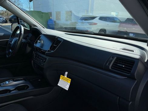 Certified 2025 Honda Ridgeline Sport image 33