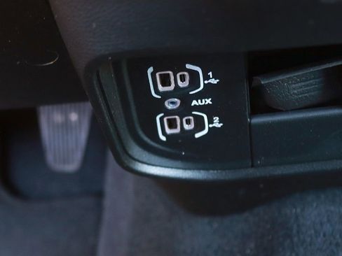 Used 2026 RAM 2500 Big Horn AWD/4WD image 24