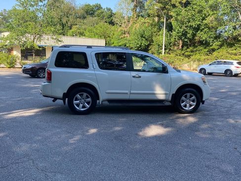 Used 2013 Nissan Armada SV AWD/4WD image 4