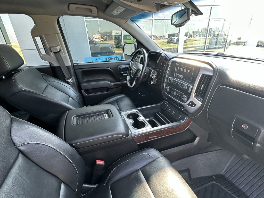Used 2018 GMC Sierra 1500 SLT w/ SLT Premium Package AWD/4WD image 16