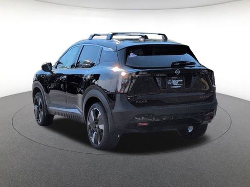 New 2026 Nissan Kicks SR w/ Cold Weather Package AWD/4WD image 7