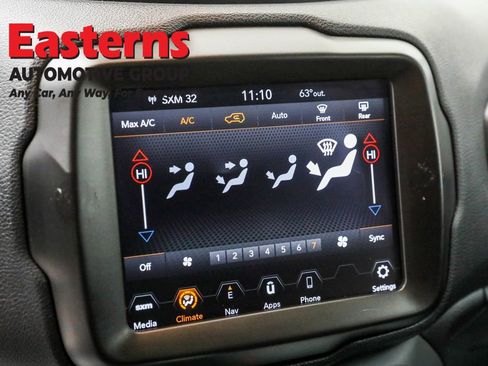 Used 2023 Jeep Renegade Latitude image 19