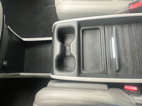 Used 2018 Honda Odyssey EX-L image 23