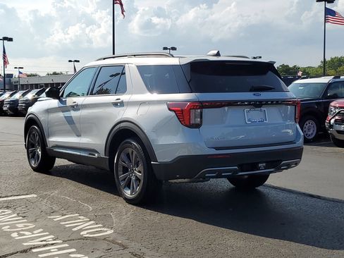 New 2026 Ford Explorer Active w/ Active Comfort Package image 3