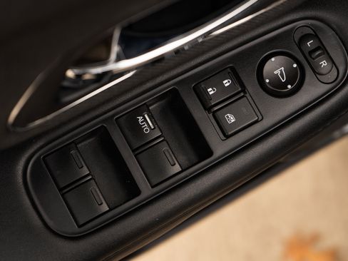 Certified 2022 Honda HR-V EX image 38