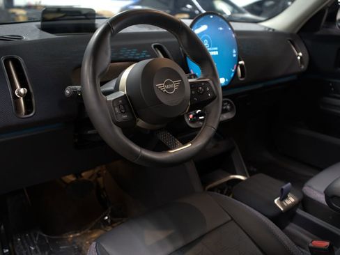 Used 2025 MINI Cooper Countryman S AWD/4WD image 9