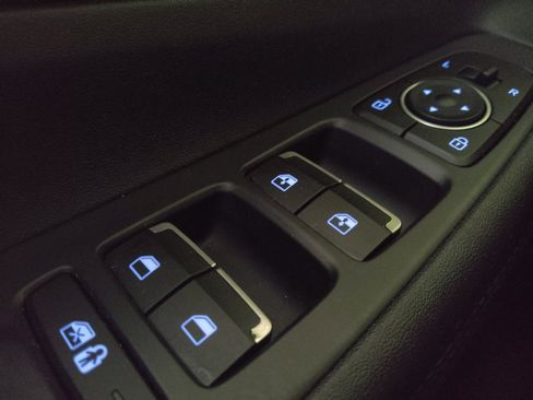 Used 2023 Hyundai Santa Fe SEL FWD image 27