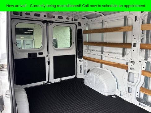 Used 2025 RAM ProMaster 2500 w/ U-Haul Equipment Group FWD image 9