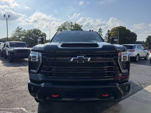Used 2025 Chevrolet Silverado 2500 LTZ w/ Trail Boss Package AWD/4WD image 6