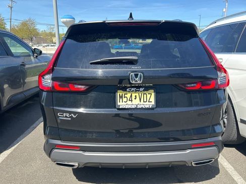 Used 2025 Honda CR-V Sport image 4