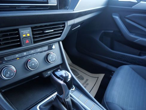 Used 2024 Volkswagen Jetta S image 14