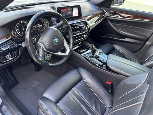 Used 2018 BMW 530i 530i image 10