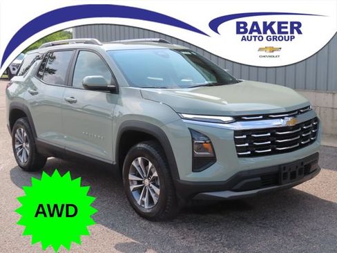 Used 2025 Chevrolet Equinox LT w/ Convenience Package II AWD/4WD image 1