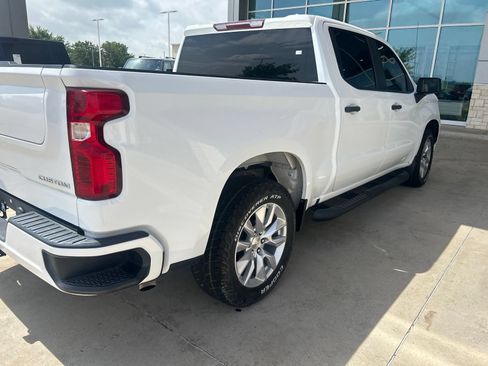 Used 2022 Chevrolet Silverado 1500 Custom RWD image 10