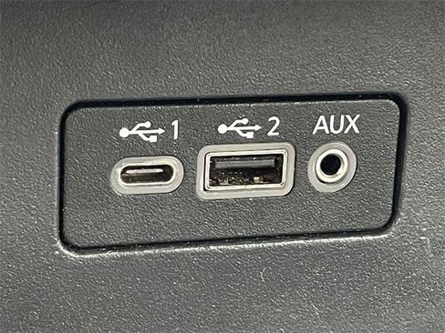 Used 2023 Nissan Altima 2.5 SV image 19