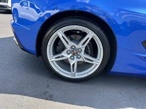 Used 2021 Chevrolet Corvette Stingray Coupe w/ 1LT image 7