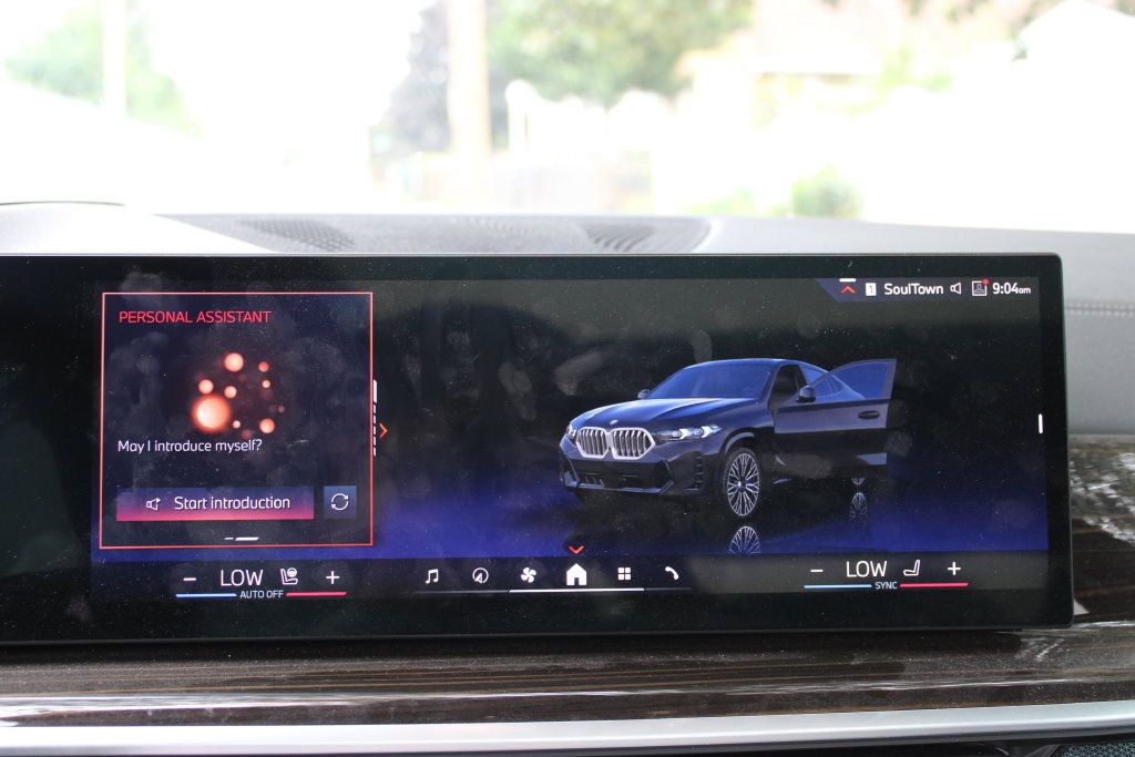 Used 2025 BMW X6 xDrive40i AWD/4WD image 15