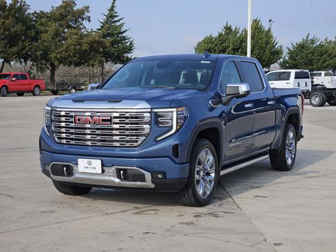 New 2026 GMC Sierra 1500 Denali w/ Denali Reserve Package AWD/4WD image 2