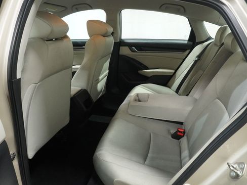 Used 2019 Honda Accord LX image 13