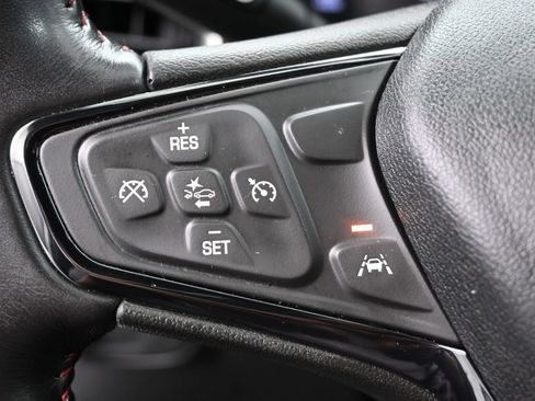 Used 2022 Chevrolet Equinox RS w/ LPO, Cargo Package AWD/4WD image 26