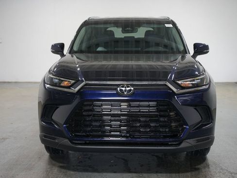New 2026 Toyota Grand Highlander AWD Hybrid image 2