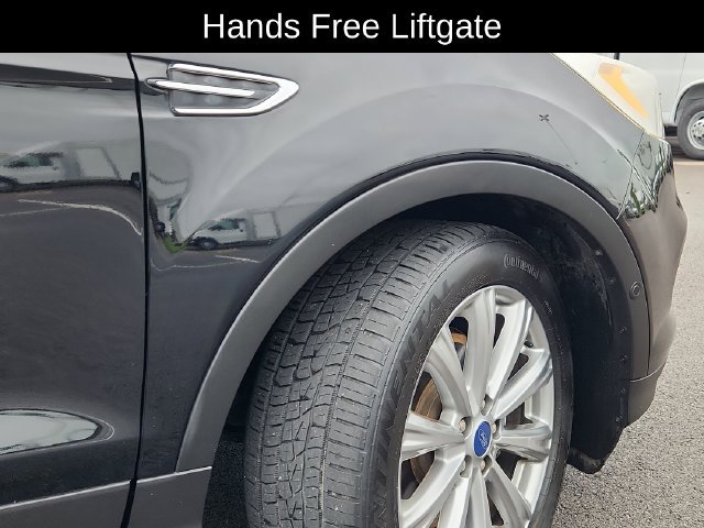 Used 2018 Ford Escape Titanium FWD image 19