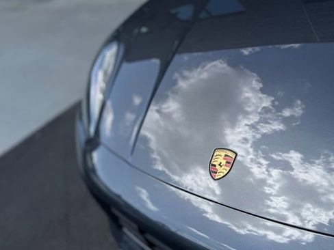 Used 2023 Porsche Cayenne GTS AWD/4WD image 38