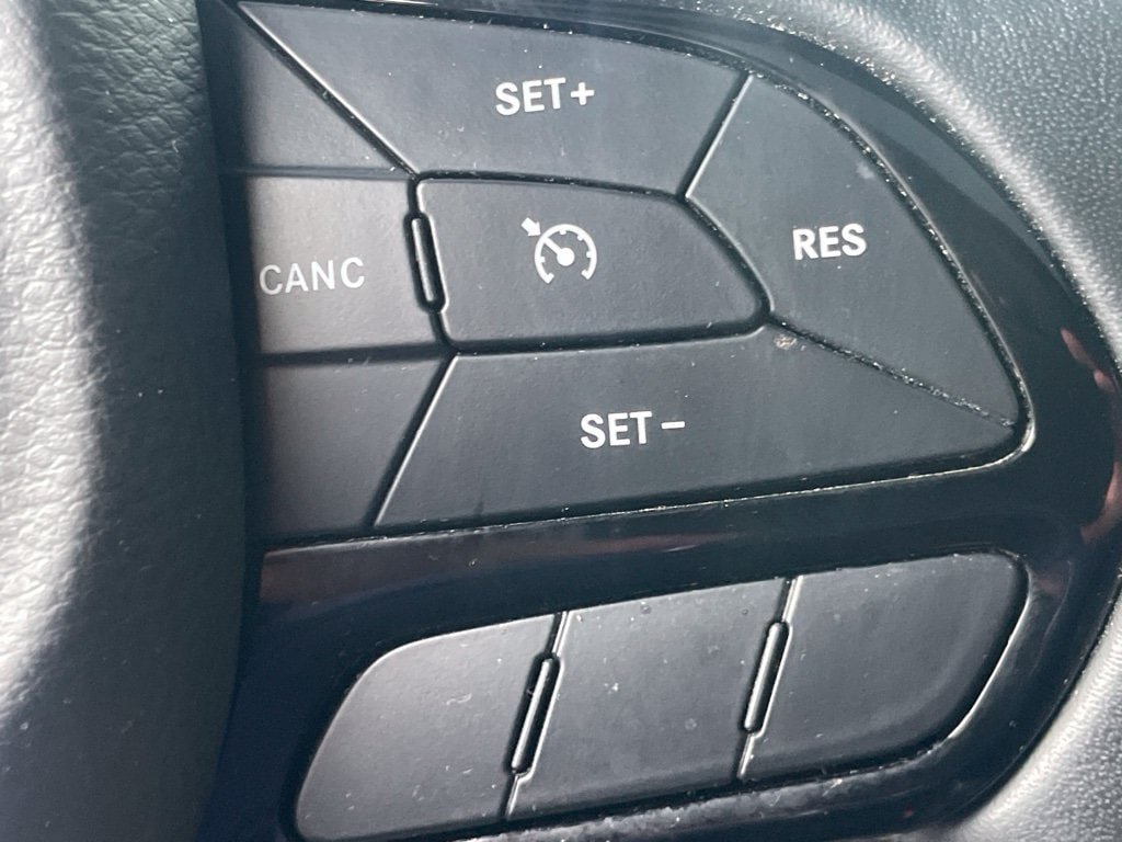 Used 2022 Chrysler 300 S RWD image 9