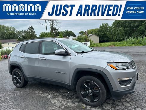 Used 2018 Jeep Compass Latitude w/ Cold Weather Group AWD/4WD image 1