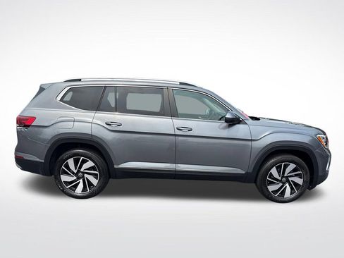 Used 2024 Volkswagen Atlas SEL AWD/4WD image 6