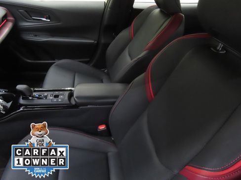 Used 2025 Toyota Prius Plug-In Hybrid image 20