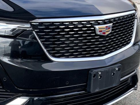 Used 2023 Cadillac XT6 Premium Luxury image 27