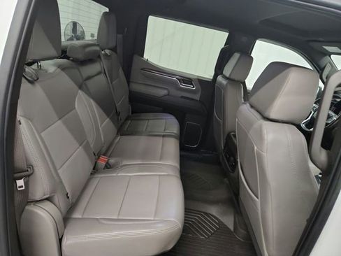 Used 2023 Chevrolet Silverado 1500 LT w/ Z71 Off-Road Package AWD/4WD image 41