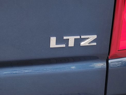 Certified 2020 Chevrolet Silverado 2500 LTZ w/ LTZ Premium Package AWD/4WD image 13