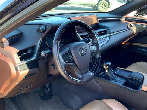 Used 2020 Lexus ES 350 Ultra Luxury image 16