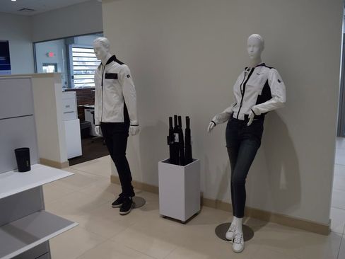 Used 2024 BMW X7 xDrive40i w/ Premium Package image 47