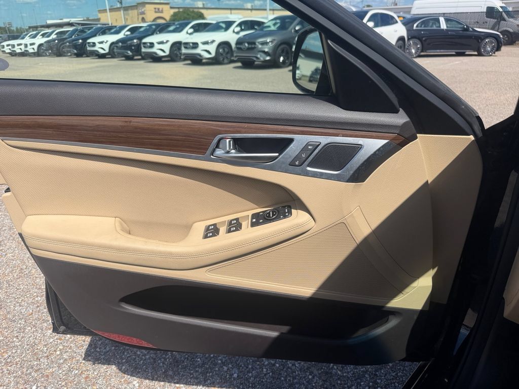 Used 2020 Genesis G80 3.8 RWD image 15