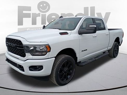 Used 2024 RAM 2500 Big Horn w/ Night Edition AWD/4WD image 11