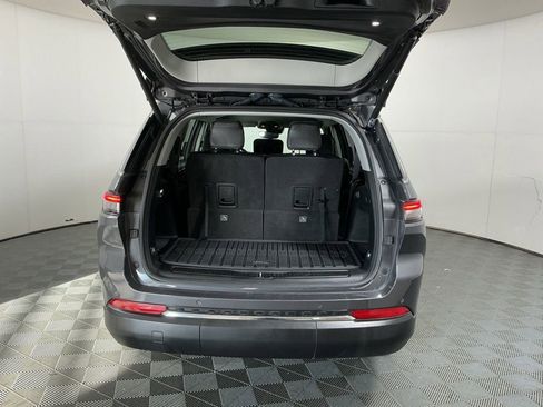 Used 2024 Jeep Grand Cherokee L Limited image 29